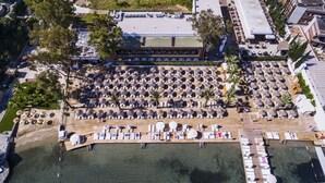 Besorolás nélküli kép, 3. 115 közül, gomb