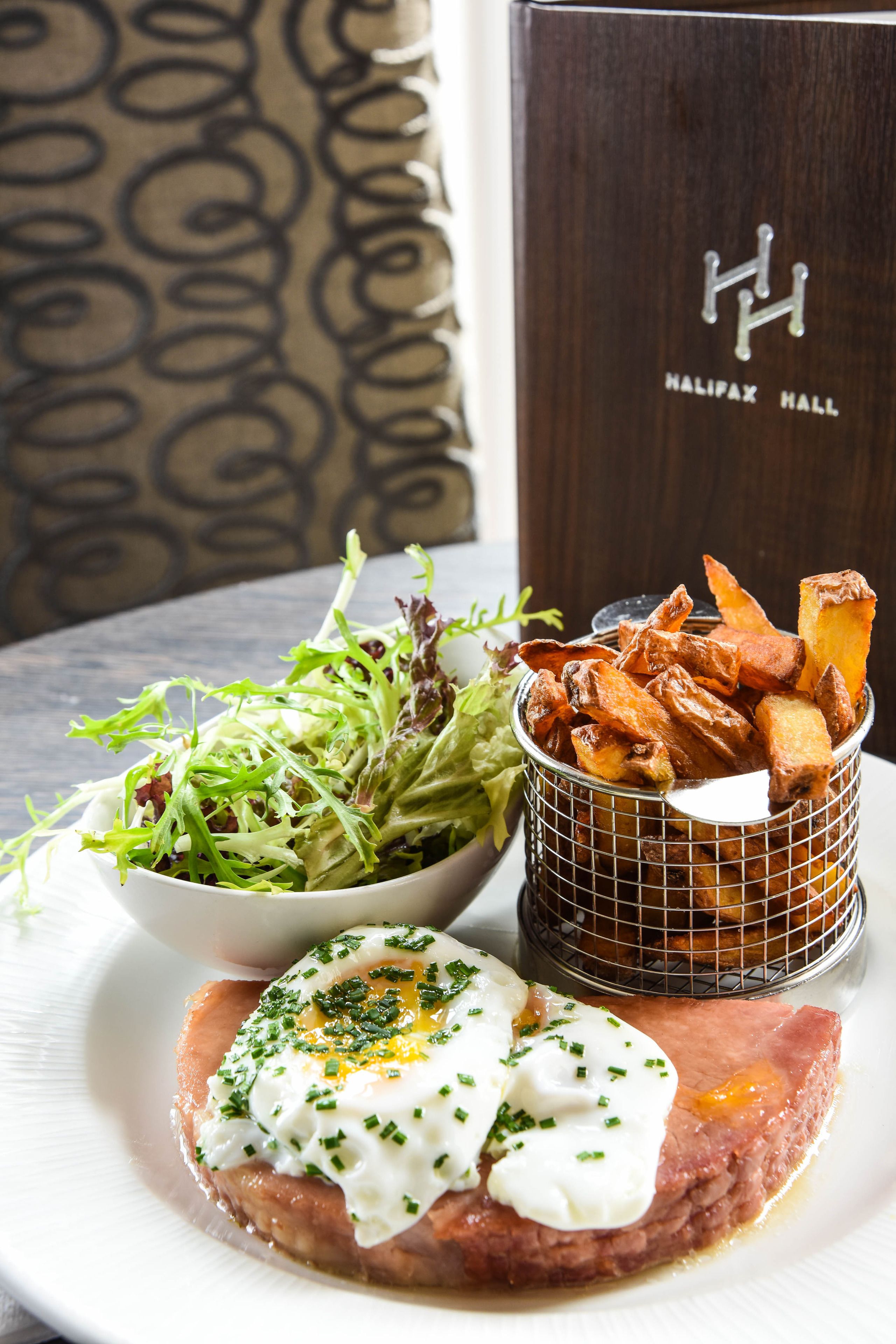 breakfast and dinner served, british cuisine