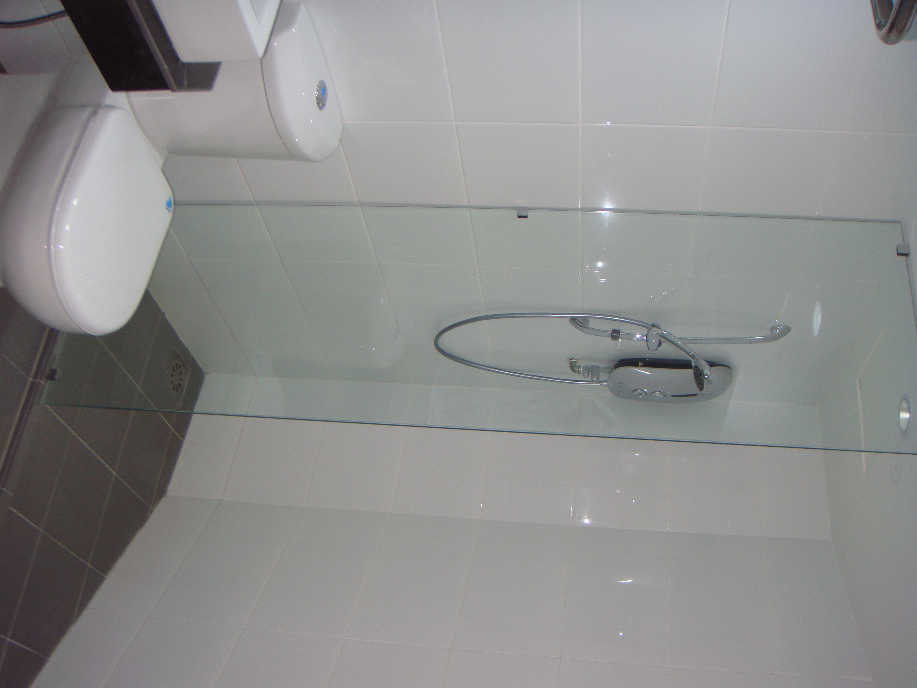 淋浴设施、吹风机、毛巾