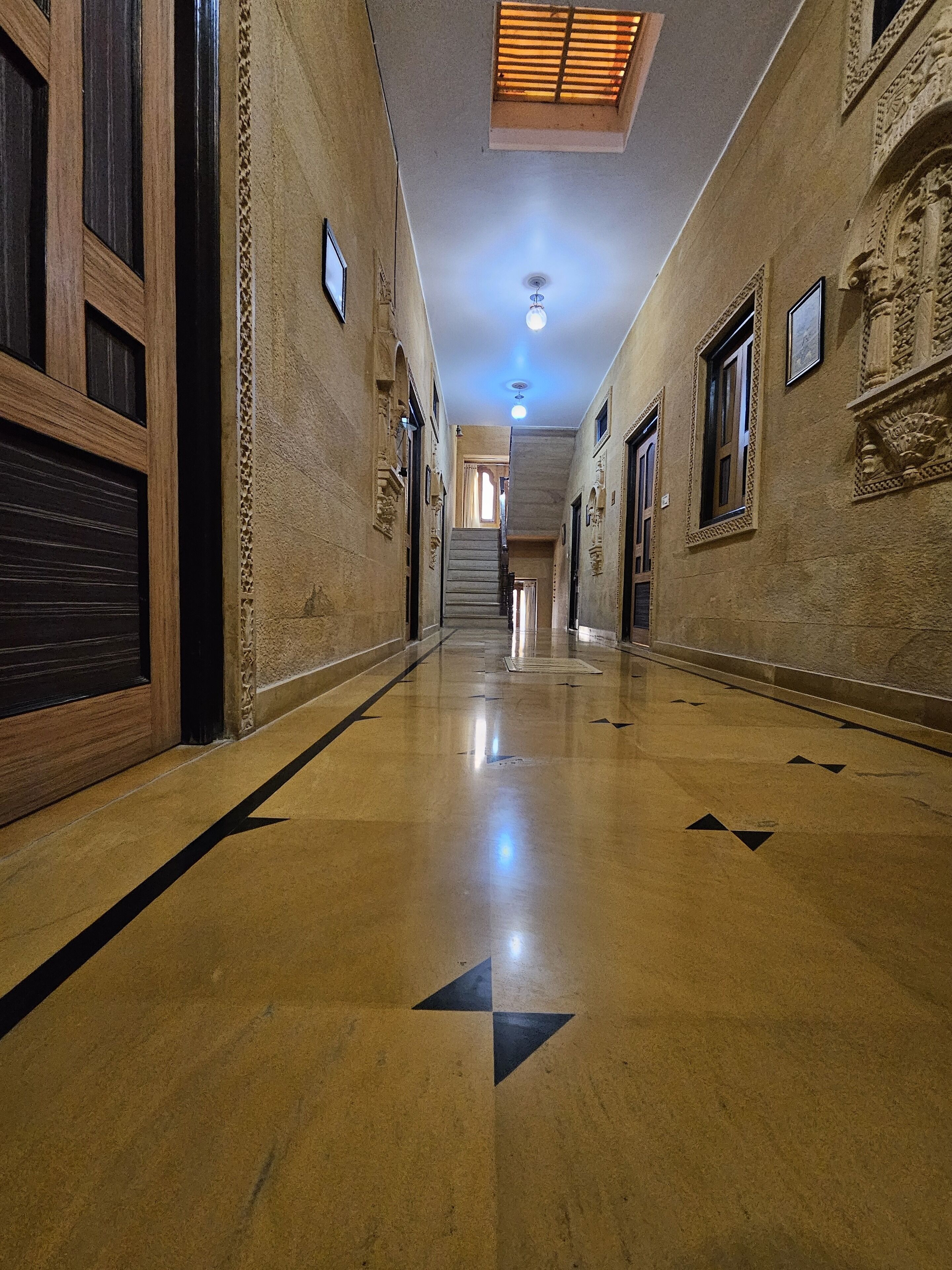 Shower, free toiletries, bathrobes, slippers