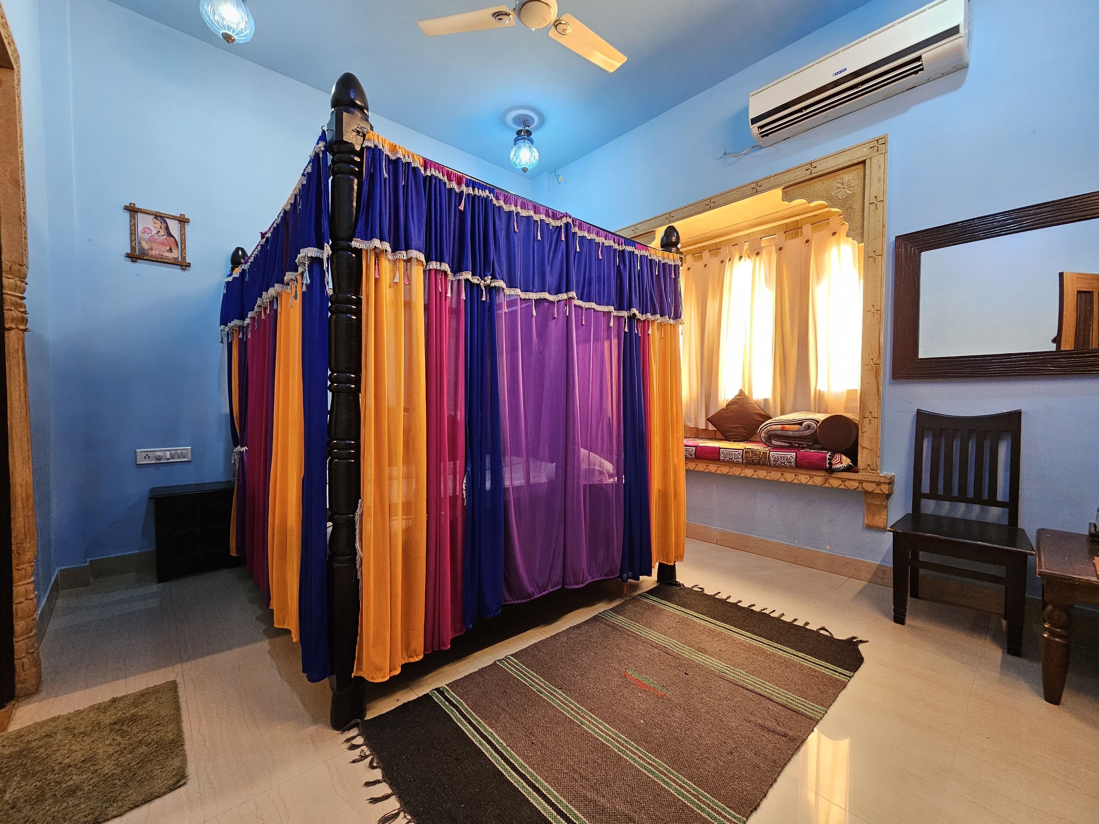 deluxe suite, 1 double bed | premium bedding, memory-foam beds, in-room safe, soundproofing