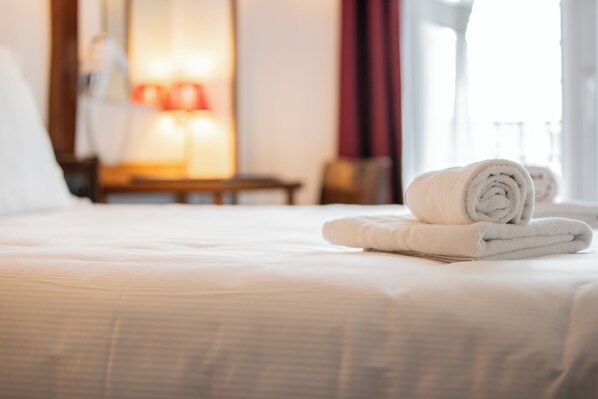 Classic Double or Twin Room | Egyptian cotton sheets, Select Comfort beds, in-room safe, desk