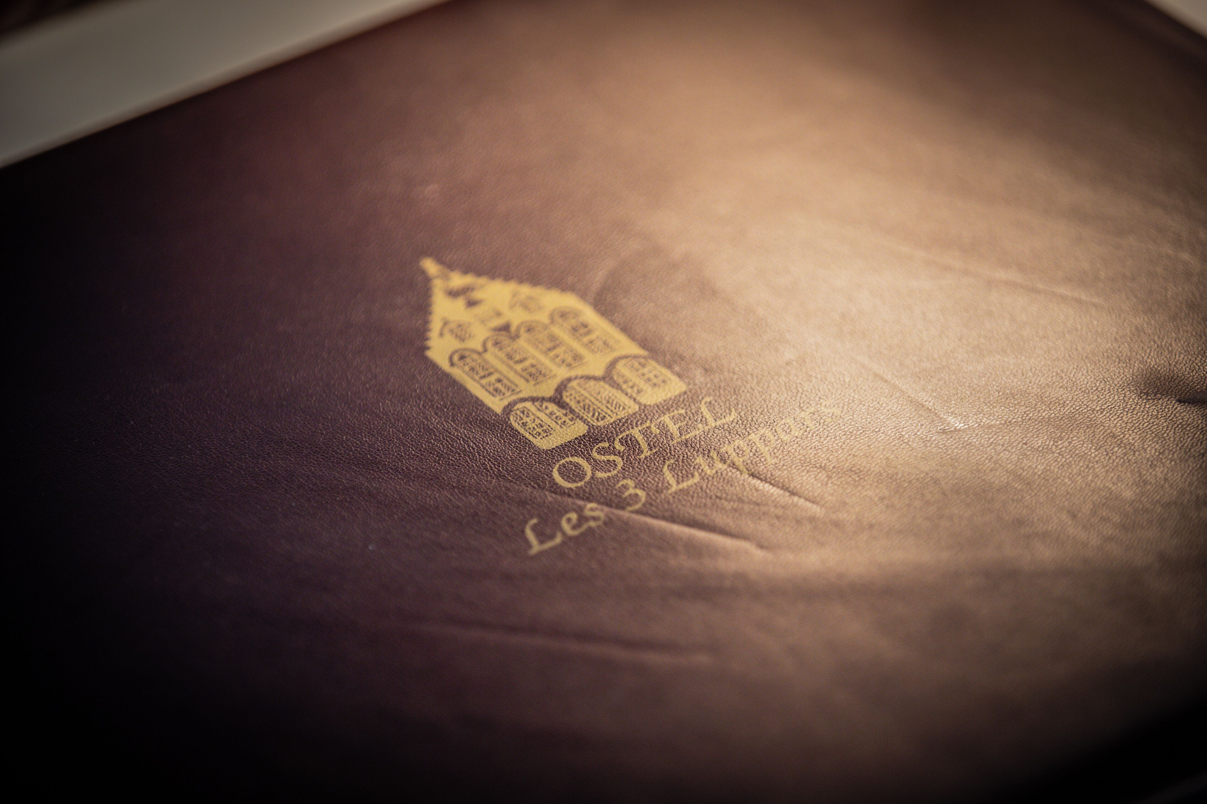 classic double or twin room | 1 bedroom, egyptian cotton sheets, select comfort beds, in-room safe