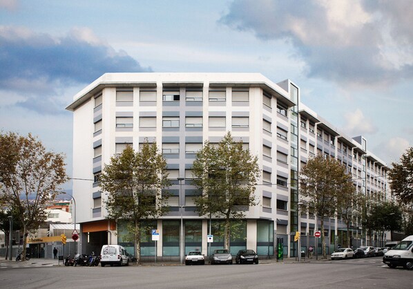 Exterior - Residencia estudiantes Onix (Barcelona)