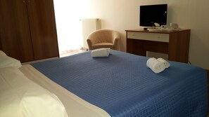 Habitación doble | Escritorio y wifi gratis 