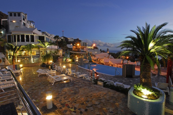 Sundeck