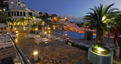 Apartamentos Curasol