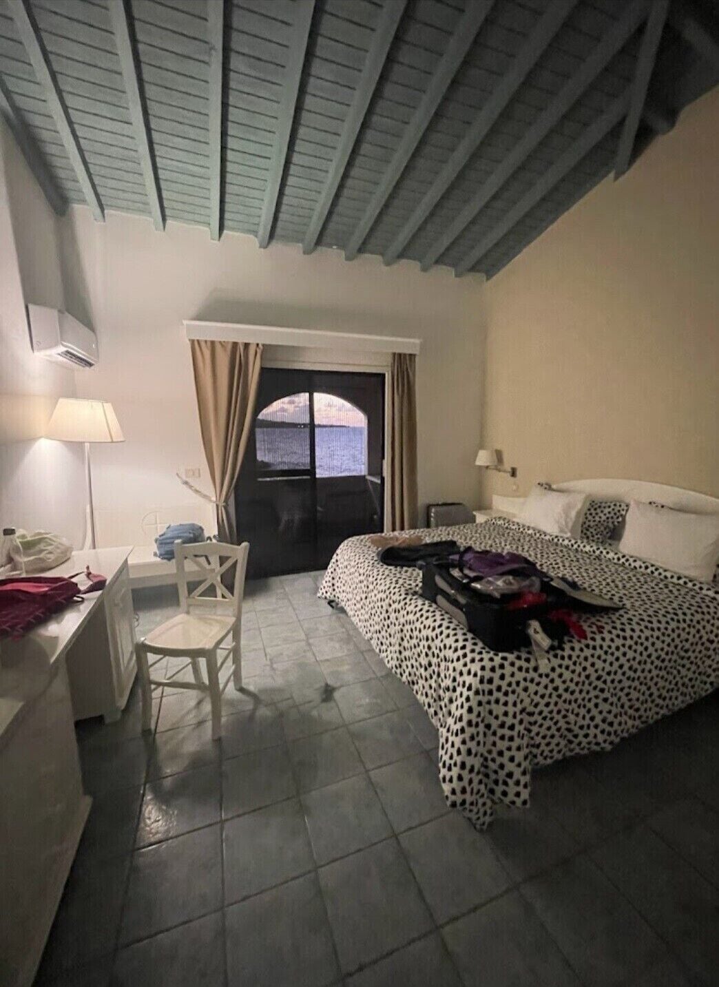 panoramic apartment, 1 bedroom, ocean view | 1 bedroom, iron/ironing board, free wifi, bed sheets