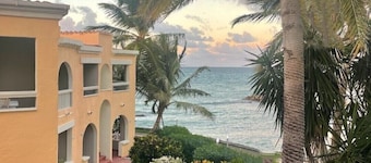 Northshore Seaside Suites