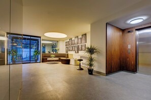Khu tiếp khách ở sảnh