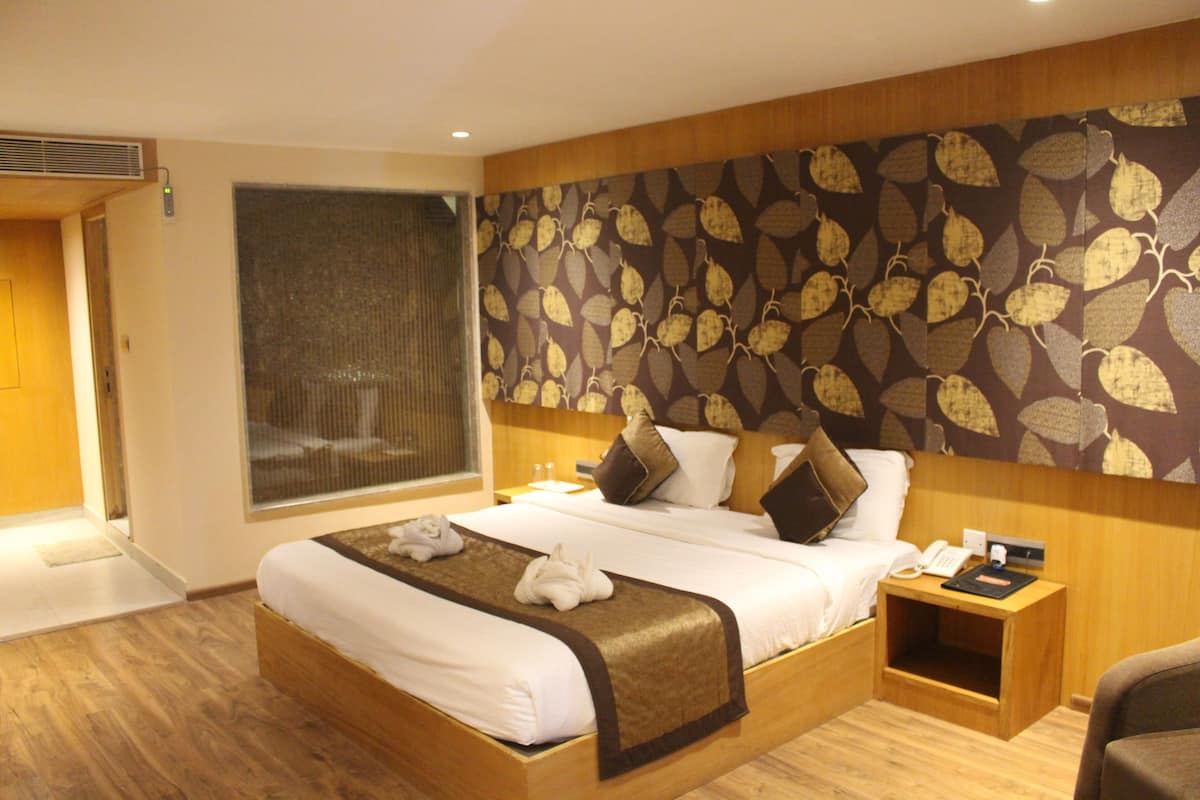 Luxe tweepersoonskamer, 1 queensize bed | Een bureau, verduisterende gordijnen, gratis wifi, beddengoed