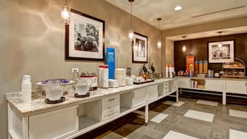 Free daily continental breakfast