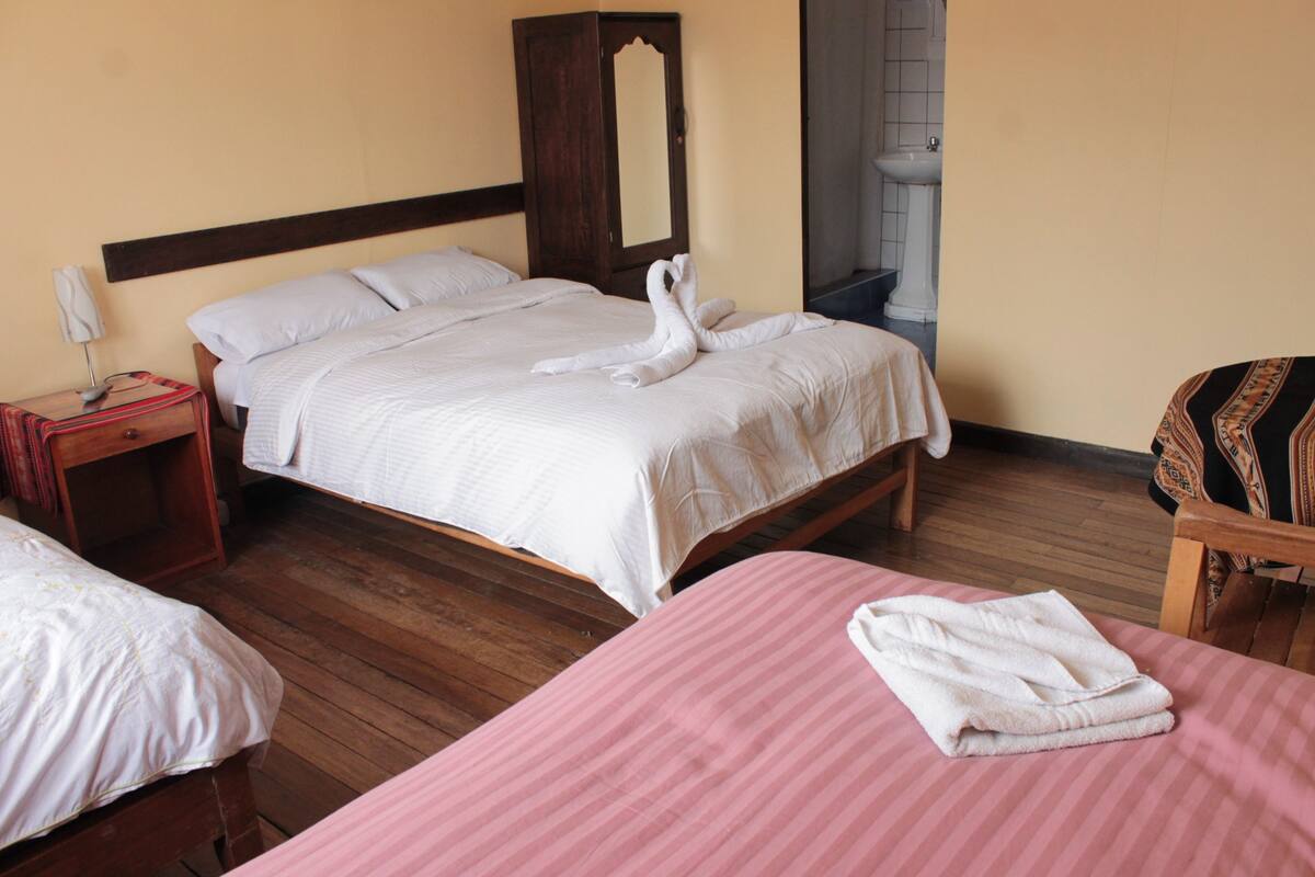 Triple Room | In-room safe, free WiFi