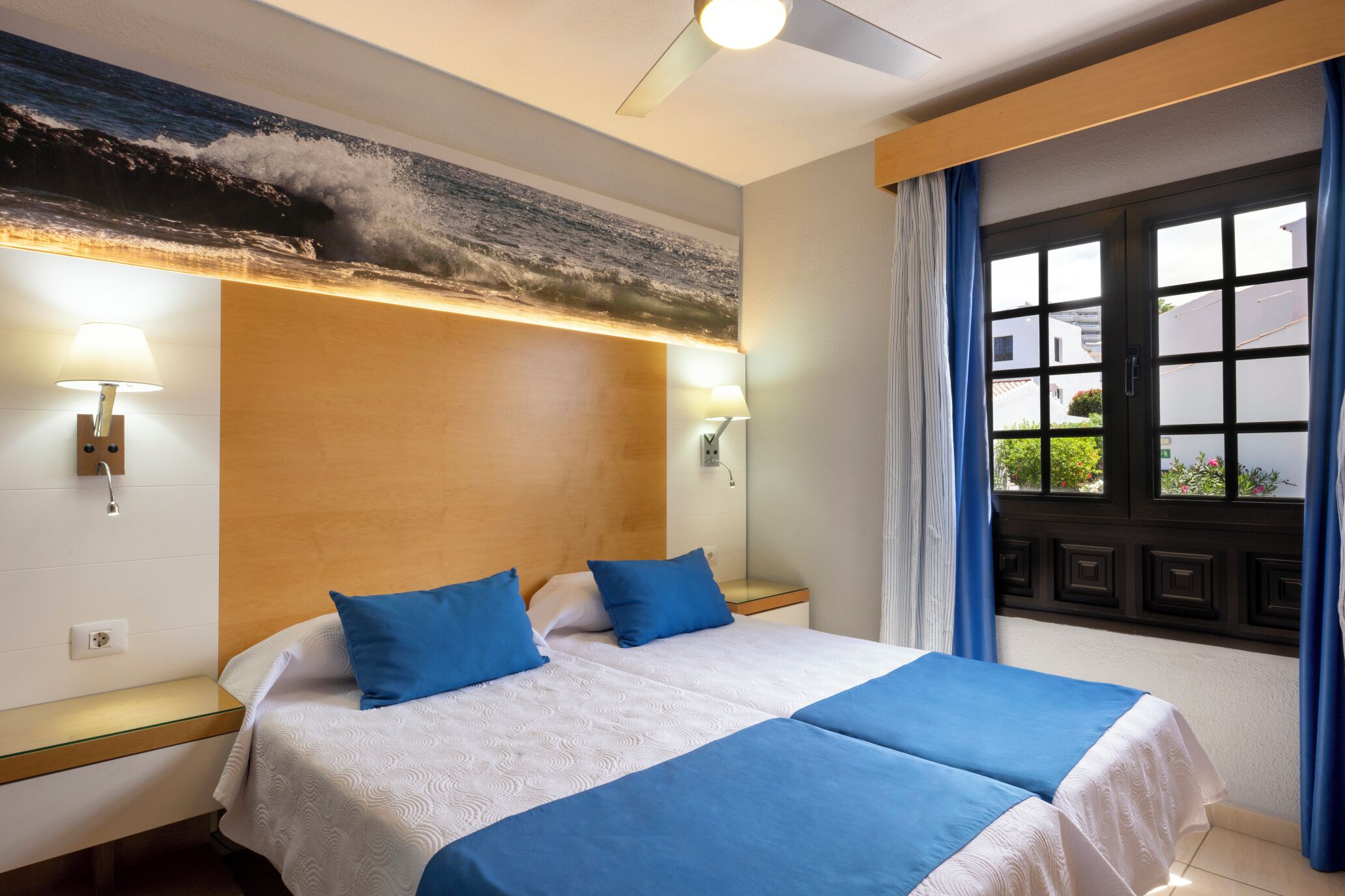 Iron/ironing board, WiFi (surcharge), bed sheets
