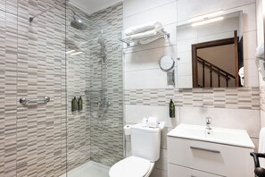 Shower, free toiletries, hair dryer, towels - Ona Las Rosas (Santiago del Teide)