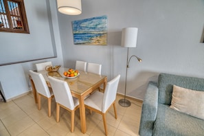 Apartment, 2 Bedrooms | Living room | 30-inch flat-screen TV with satellite channels, TV