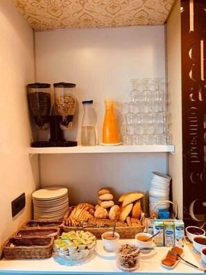 Desayuno buffet incluido todos los días