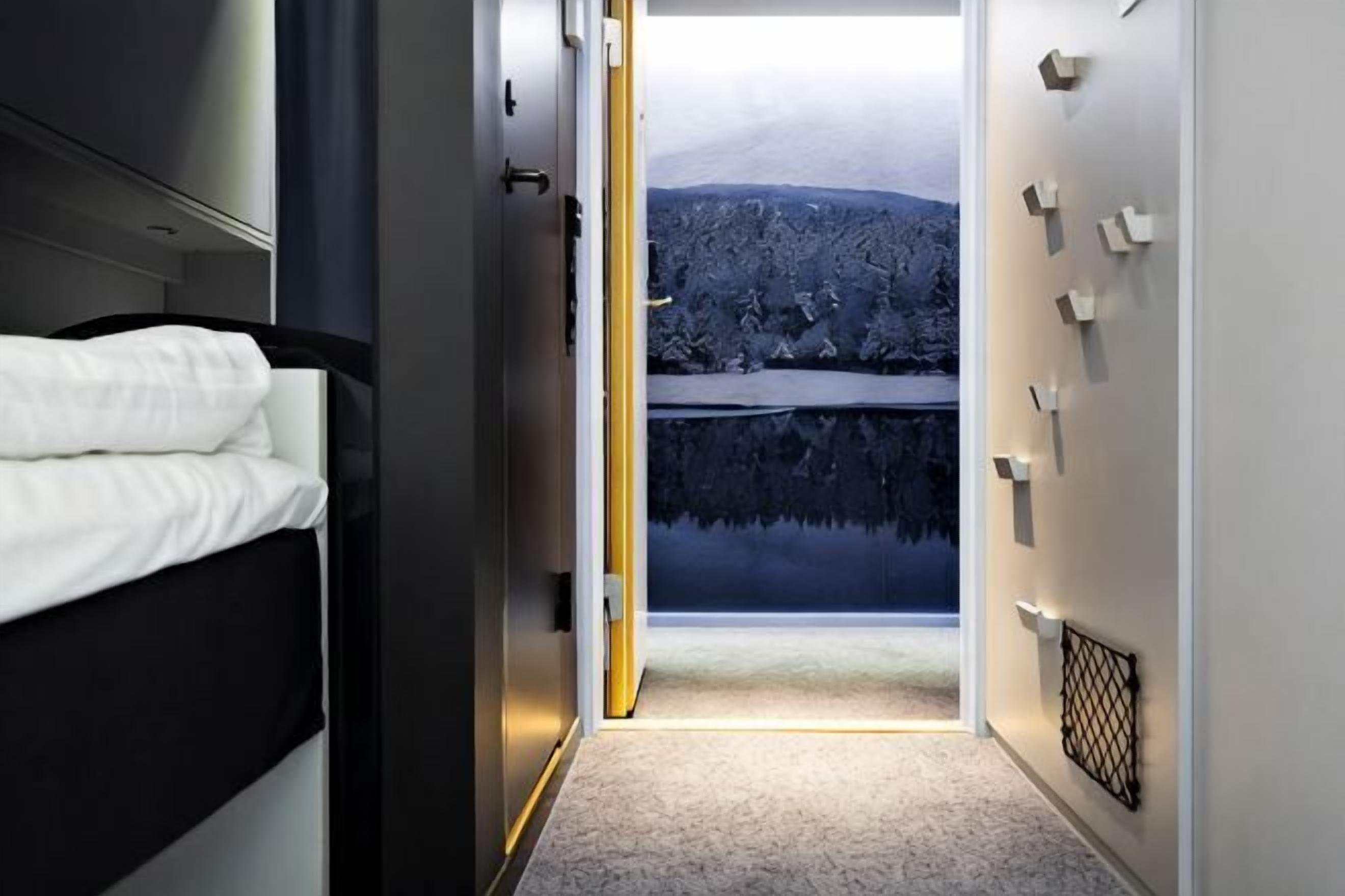 Ropa de cama hipoalergénica, sistema de insonorización, wifi gratis