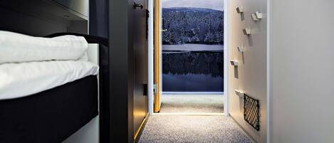 Hypo-allergenic bedding, soundproofing, free WiFi, bed sheets