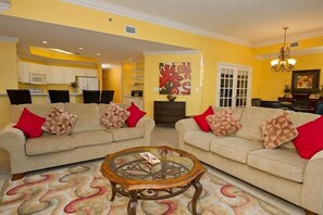 Condo Luxe, 3 chambres | Aire de séjour