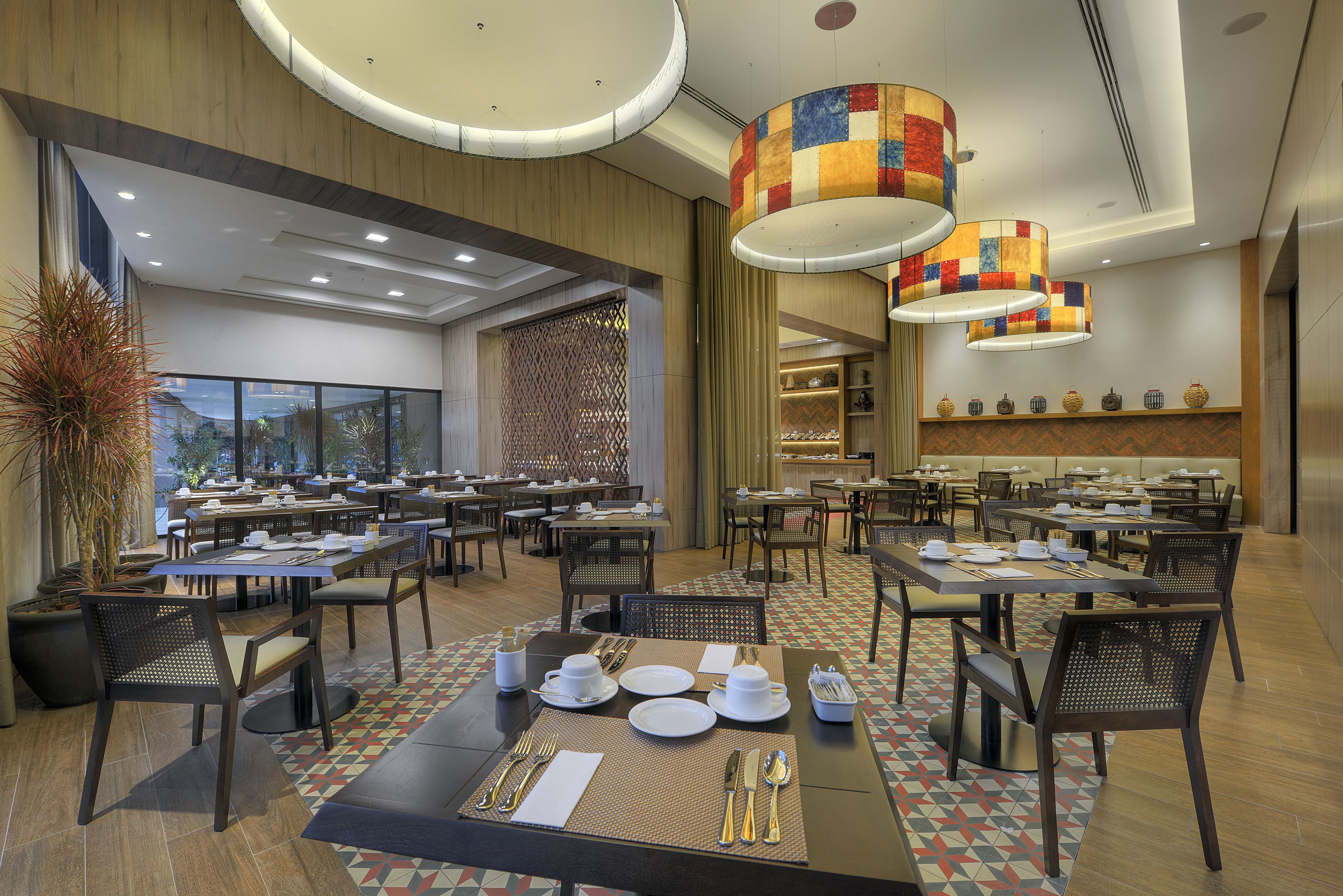 breakfast, lunch and dinner served