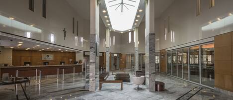 Pintu masuk interior