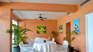 Dining - Kaz Kreol Beach Lodge & Wellness Retreat (Ocho Rios)