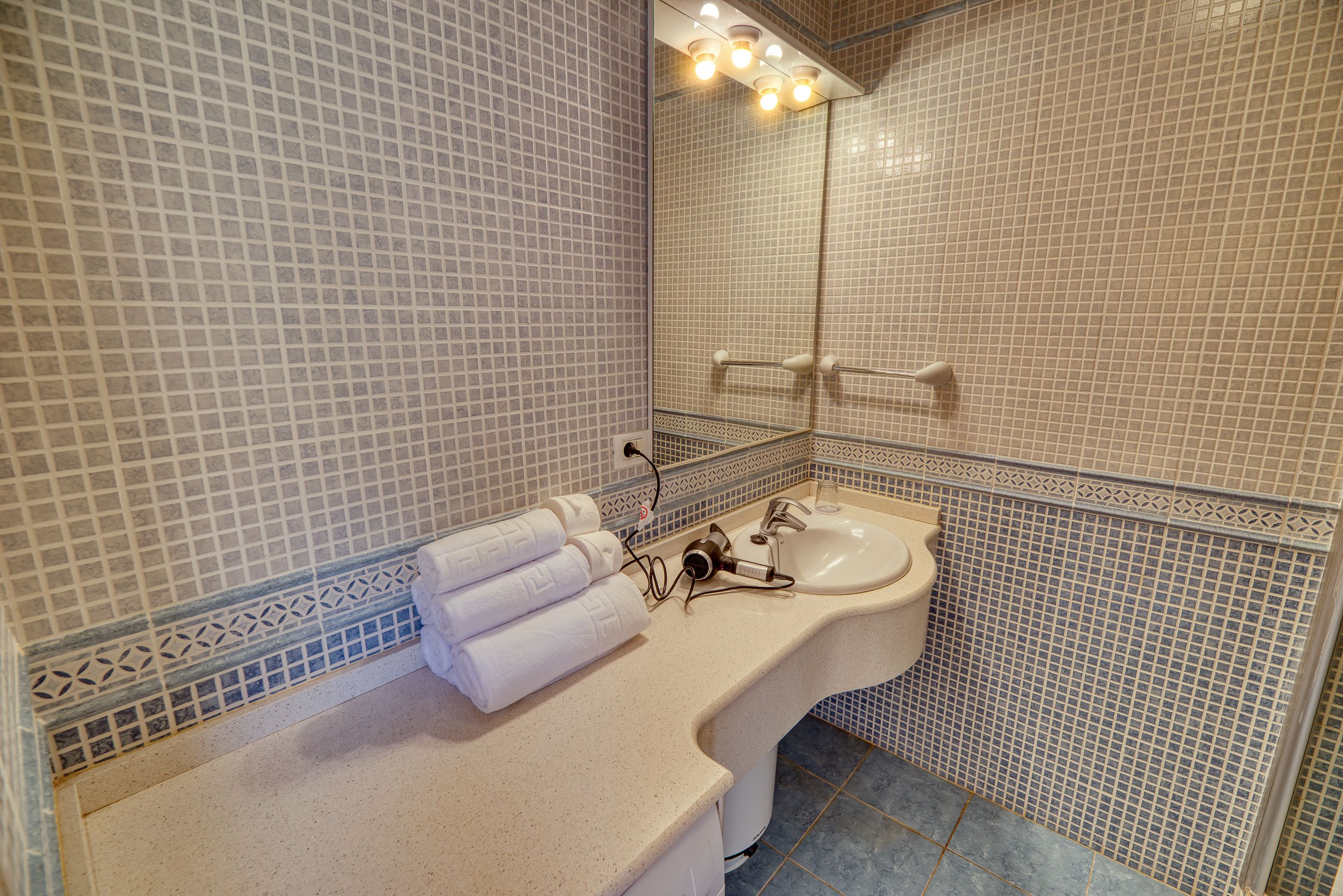 villa, 3 bedrooms | bathroom | combined shower/bathtub, free toiletries, hair dryer, towels