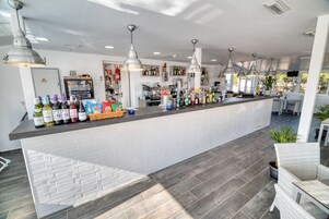 Bar (en la propiedad)