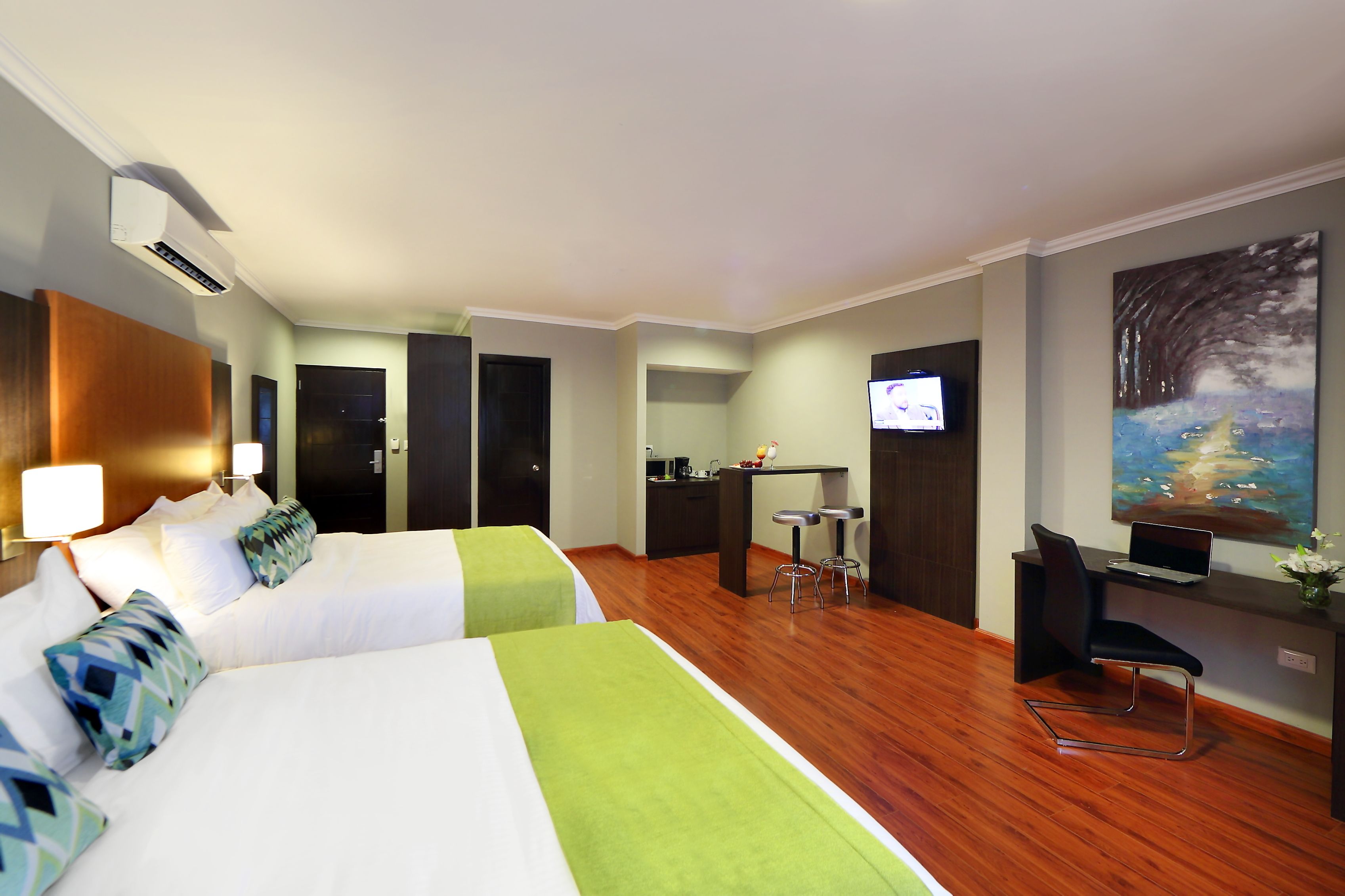 Aranjuez Hotel & Suites