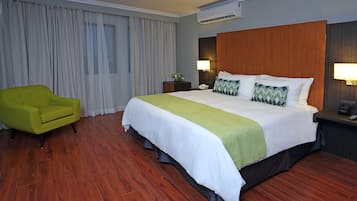 Premium bedding, pillow-top beds, in-room safe, desk