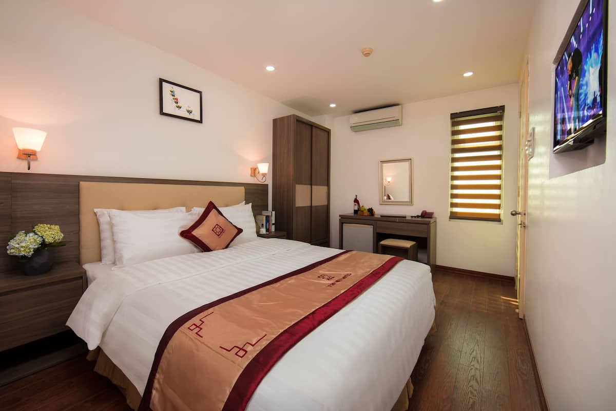 Standard Double or Twin Room | 1 bedroom, desk, laptop workspace, free WiFi