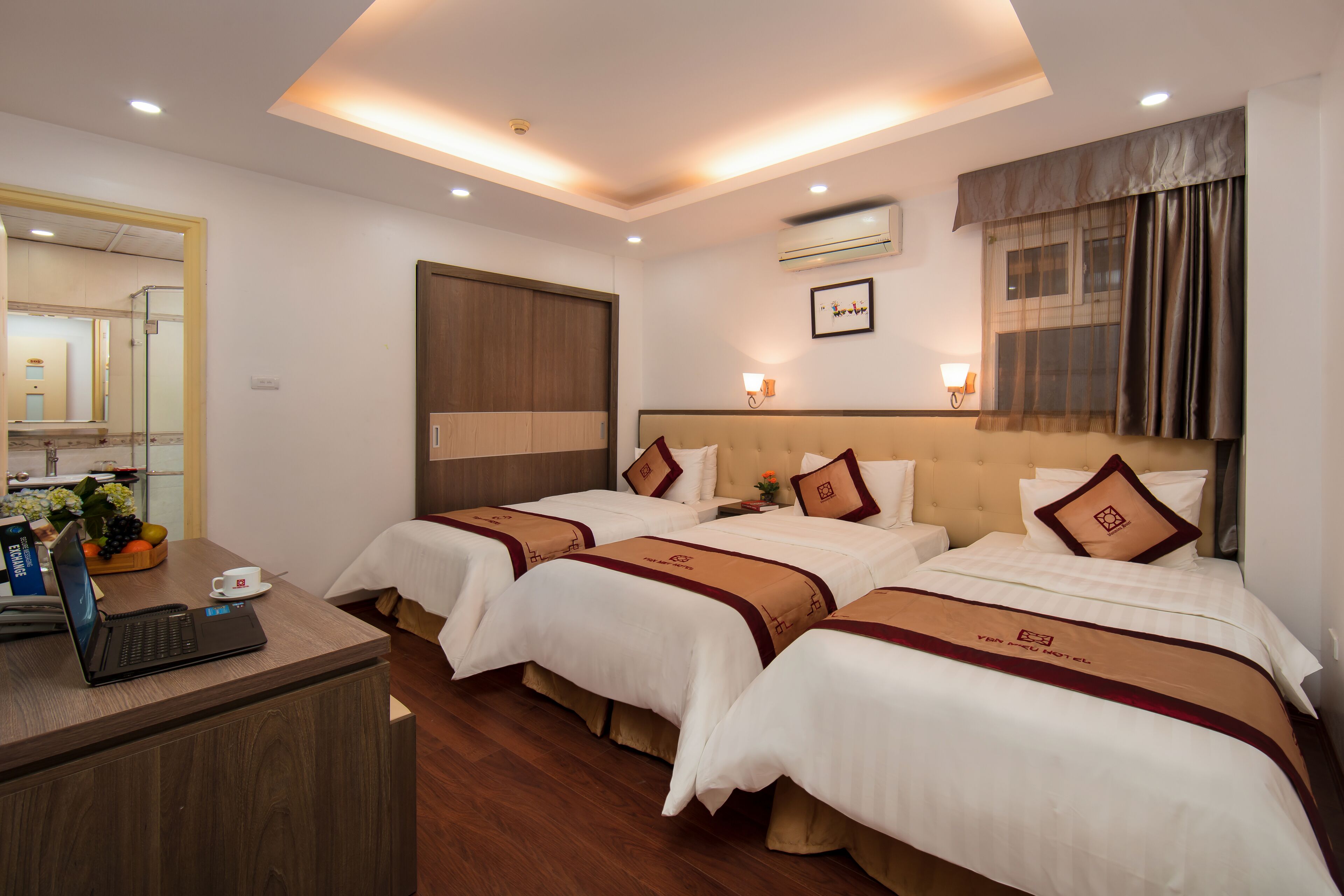 Photo - Van Mieu Hotel