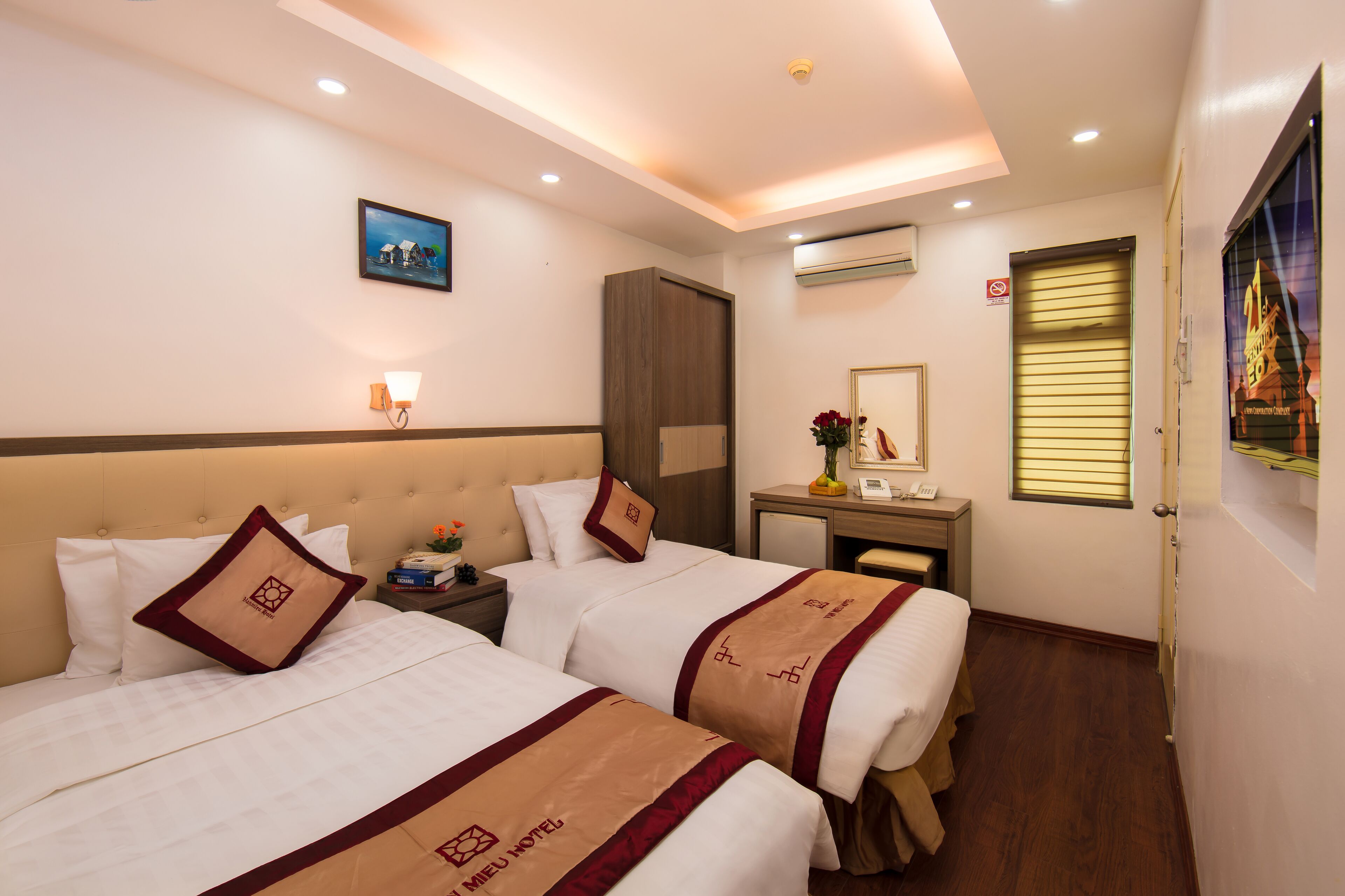 Photo - Van Mieu Hotel