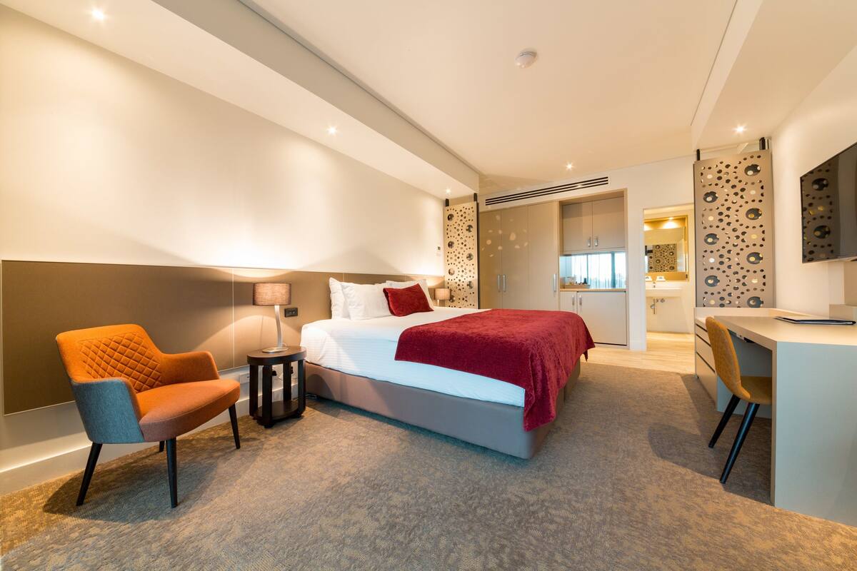 standard studio | soundproofing, free wifi, bed sheets