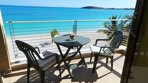 Appart'hôtel, 2 chambres, en front de plage | Balcon