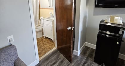Royal Inn Motel