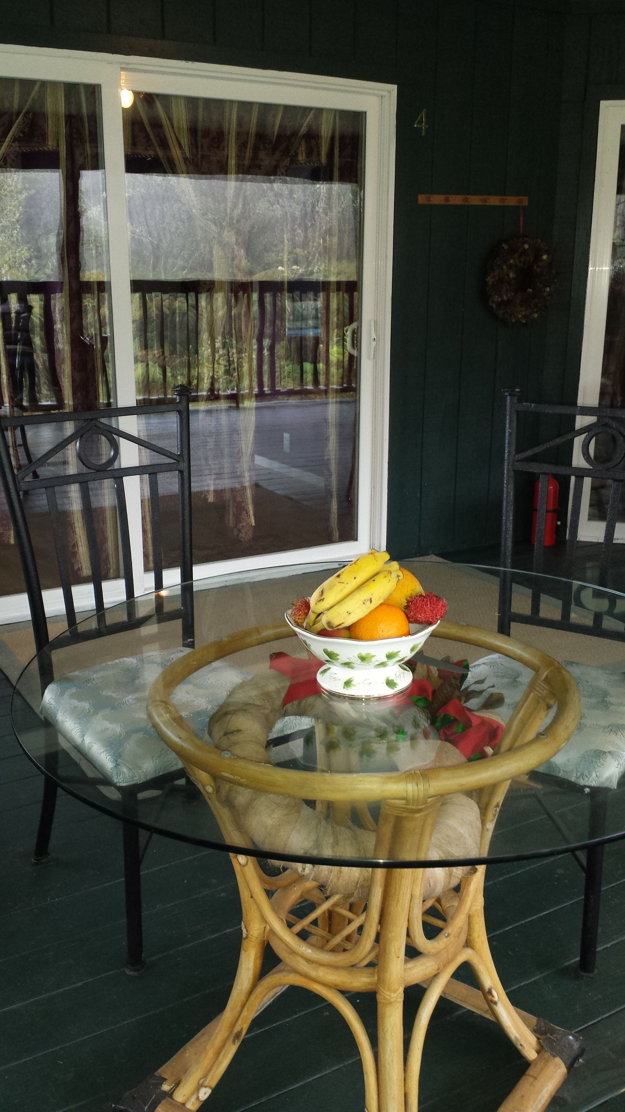 蜜月开间套房, 1 张特大床, 花园景观 | 露台