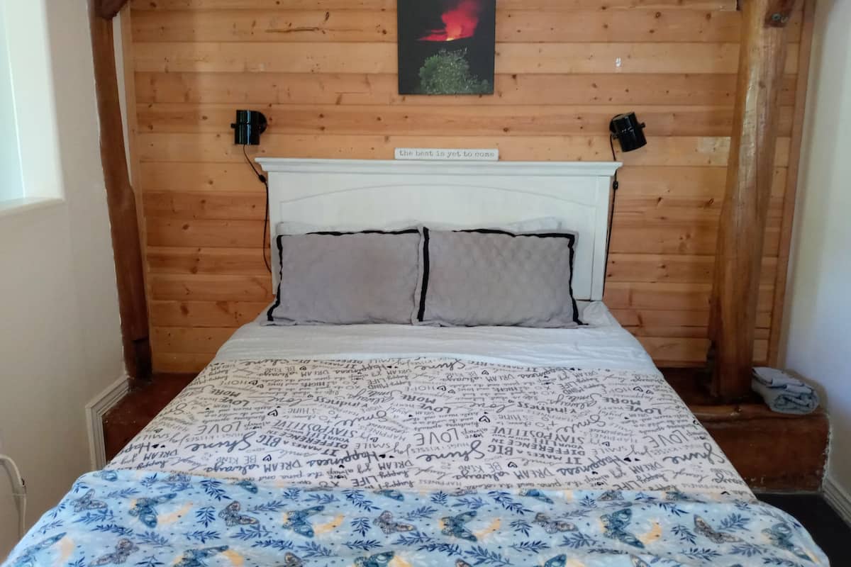 Comfort Studio, 1 Bedroom, Garden View | Individually decorated, individually furnished, free WiFi, bed sheets