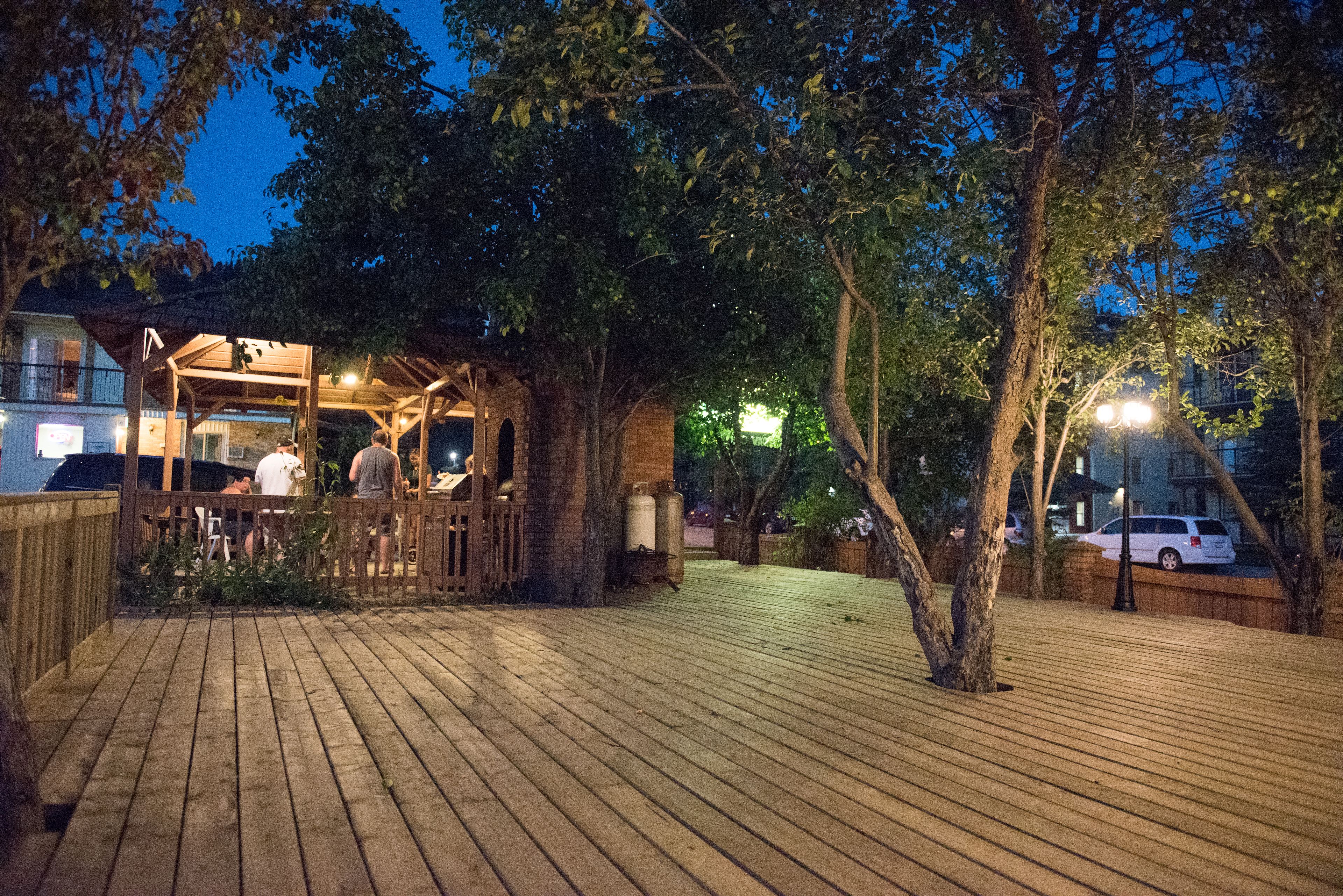Kawasan BBQ/berkelah