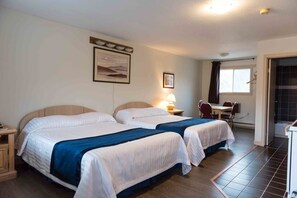 Standard Room, 2 Queen Beds | Desk, iron/ironing board, free WiFi, bed sheets - Radium Park Lodge (Radium Hot Springs)