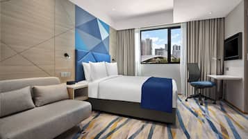 Kamar Standar, 1 Tempat Tidur Queen, akses difabel (Free Hot Breakfast) | Seprai premium, brankas, meja kerja, dan tirai kedap cahaya