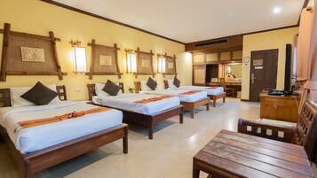 Room, Non Smoking, Pool View | Minibar, in-room safe, desk, blackout drapes