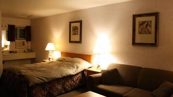 Desk, blackout drapes, iron/ironing board, free WiFi