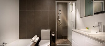Crest on Barkly Serviced Apartments