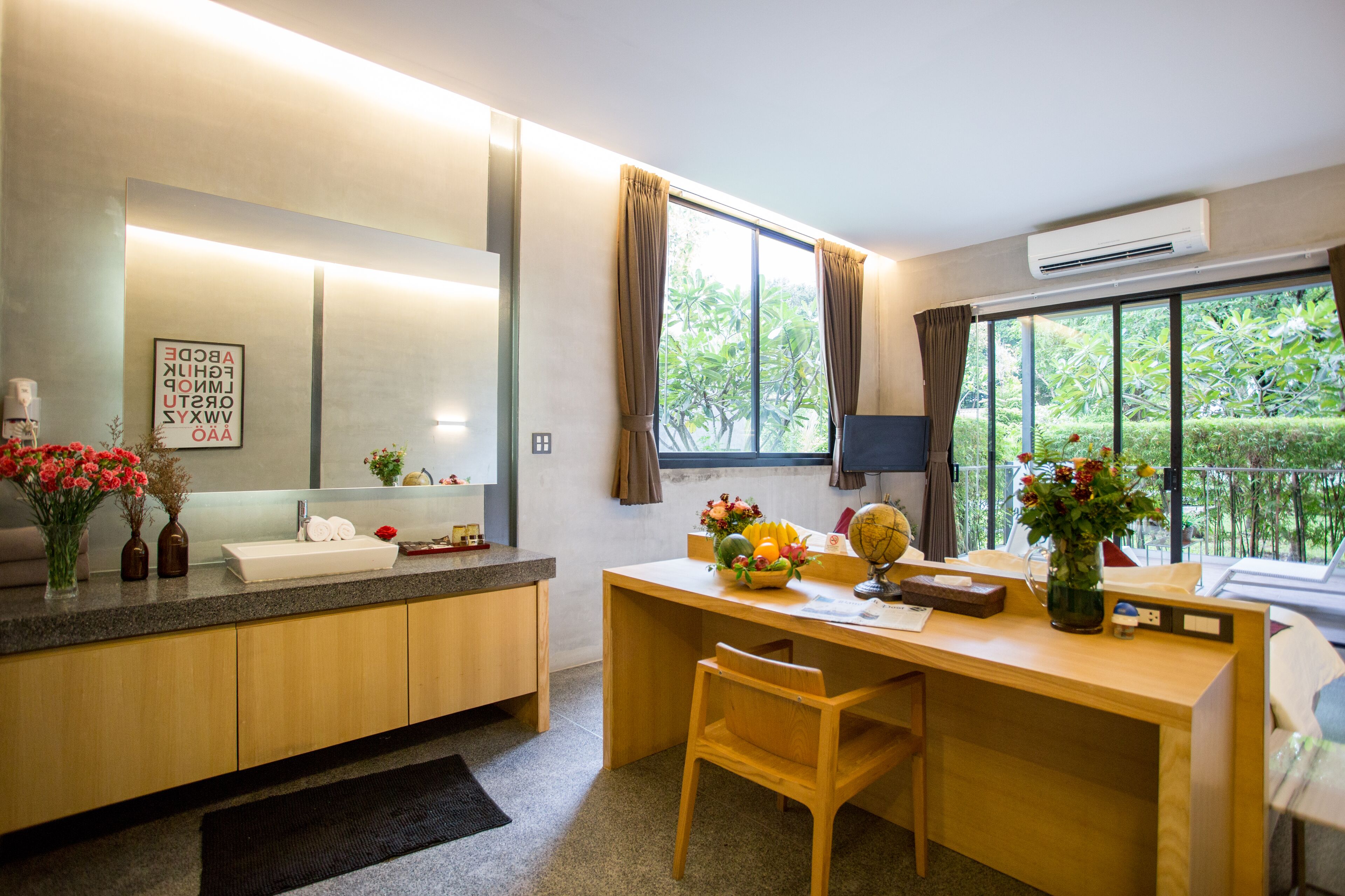 Minibar, individually decorated, soundproofing, free WiFi