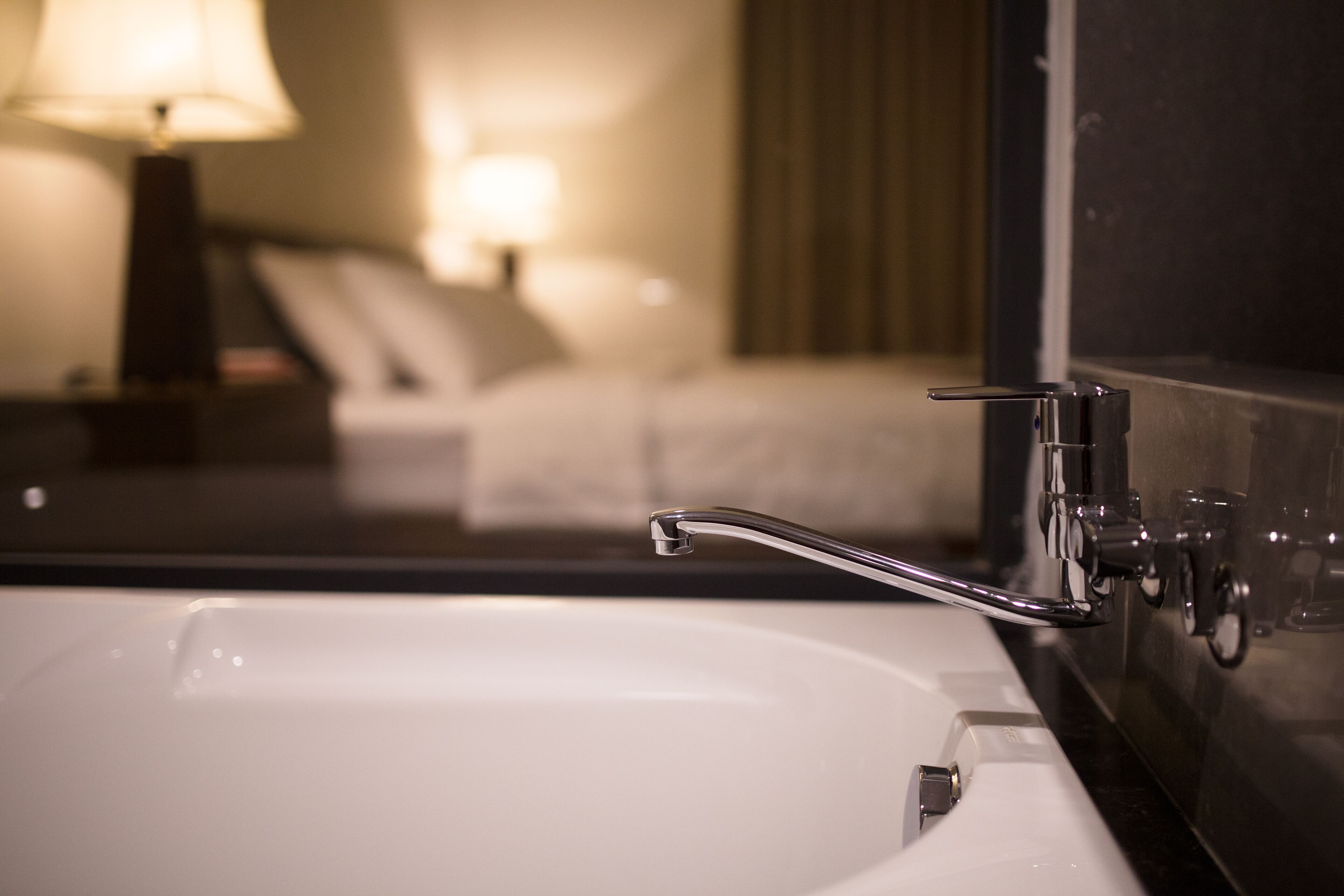 rainfall showerhead, free toiletries, hair dryer, slippers