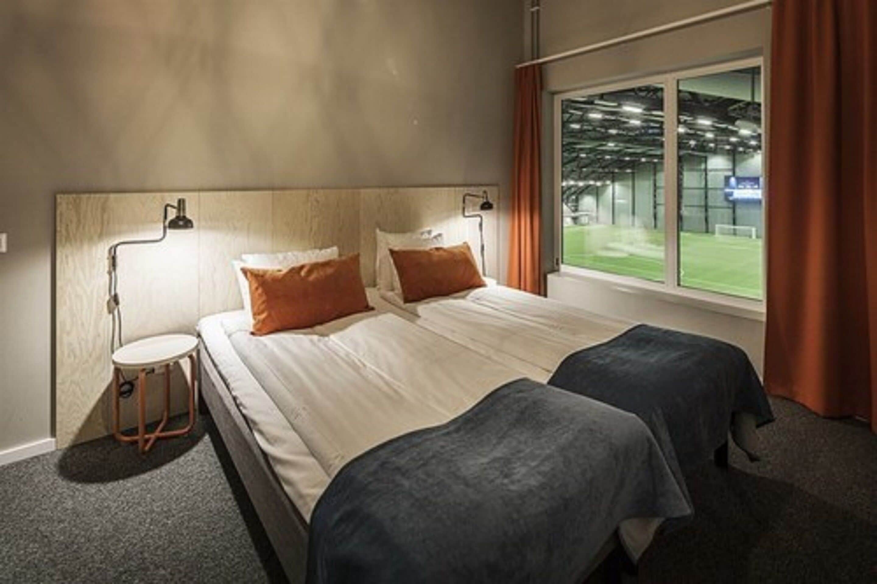 standard double room | desk, laptop workspace, iron/ironing board, free wifi