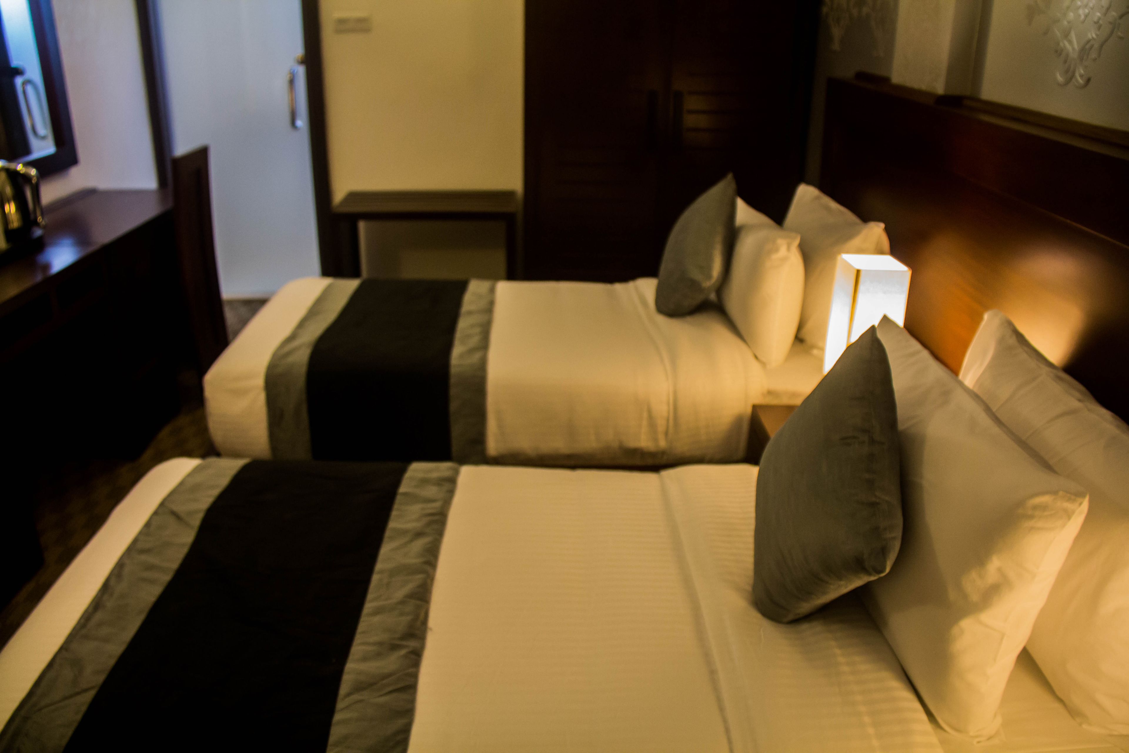 Photo - Ceylon City Hotel, Colombo