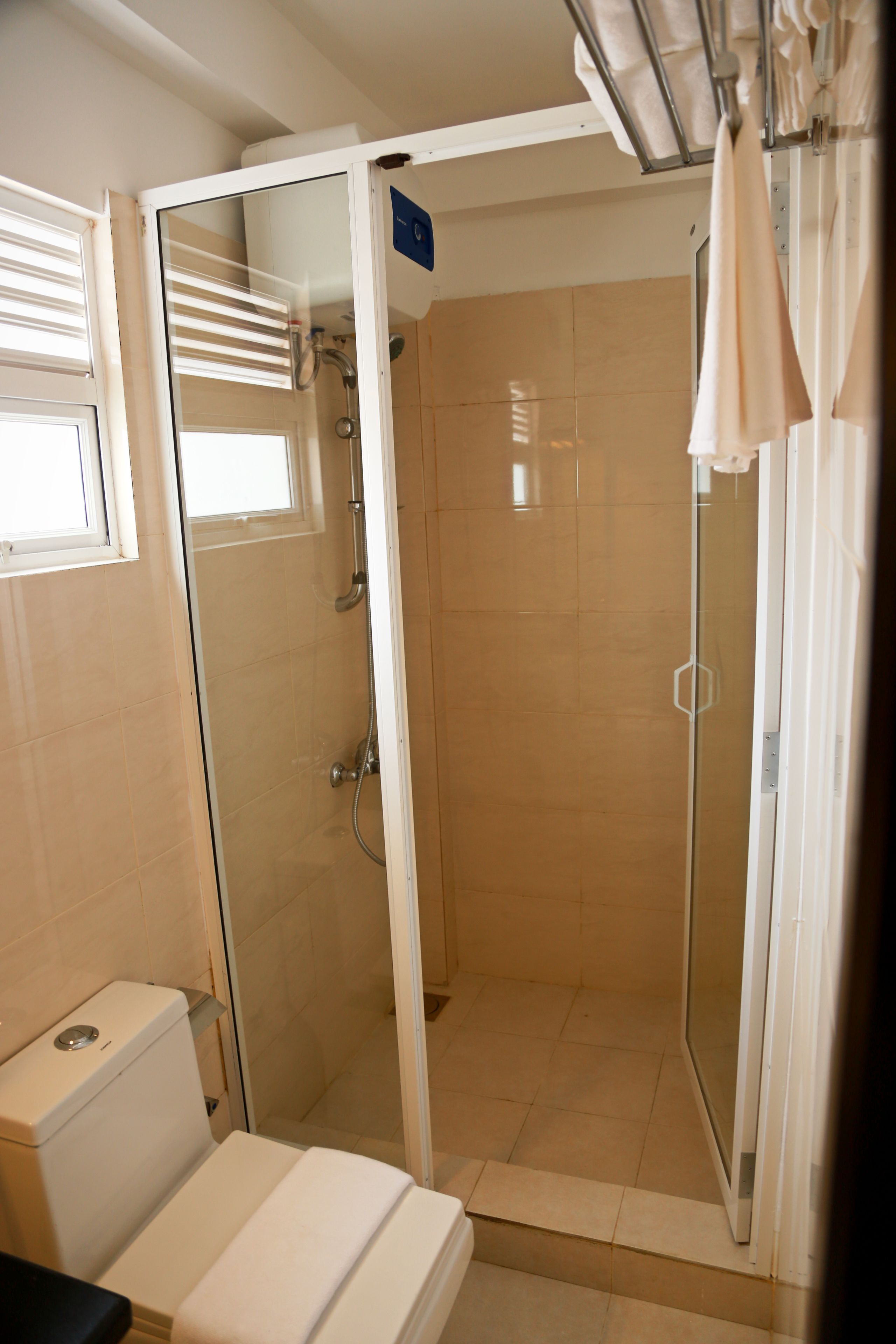 Photo - Ceylon City Hotel, Colombo